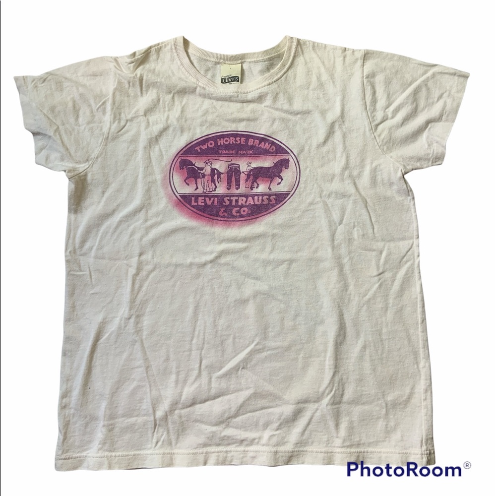 ✶ ✶ RARE VINTAGE LEVIS BABY TEE ✶ ✶